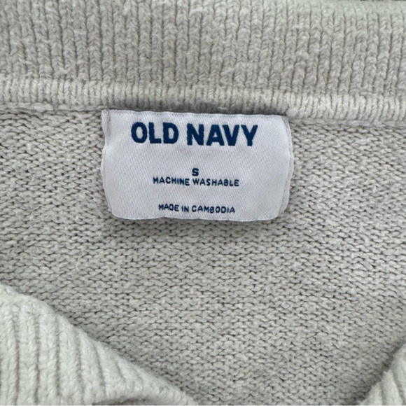 Old‎ Navy Collared Sweater - Picture 2 of 7